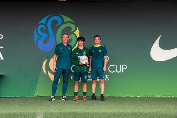 北青：国安小将陈康悦不测打动久尔杰维奇，被补招进U18国足