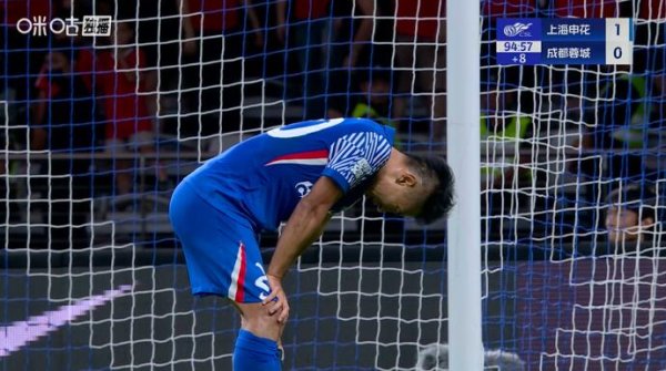 其时认为平平无奇！于汉超95分钟错失2-0良机，4分钟后周定洋绝平