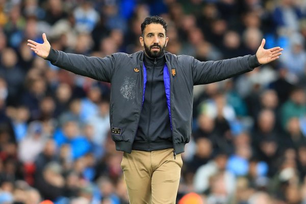 场均仅1分! 阿莫林31轮英超的8胜: 4胜升班马, 2-1曼城, 2-0维拉