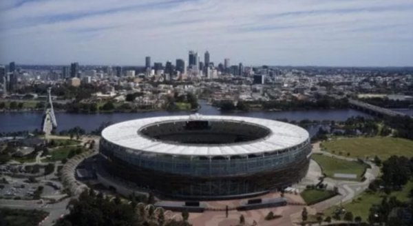 科莫总监：去澳大利亚踢意甲联赛是一个试点，可能带来更大影响力