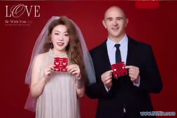 苏超南京队外籍主帅成南京半子！内助发文：愿年年相伴一切如意