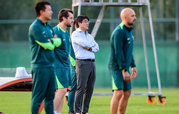 国安VS深圳新鹏城：替补小门将镇守 新帅重用灵魂宿将 法比奥冲锋