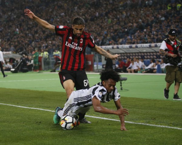 R罗：我在米兰有好意思好的回忆 只效率了两年半？这是俱乐部的决定