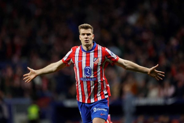 世体：瑟尔洛特约略率首发出战塞维利亚，西蒙尼思让他找回景象