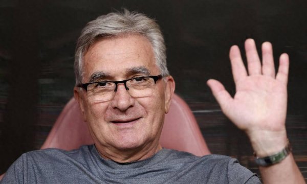 捏教国足为终末一站！伊万文书退休