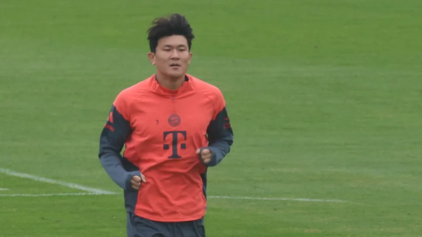 图片报：金玟哉未出现肌肉毁伤，有望赶上周六对阵不莱梅