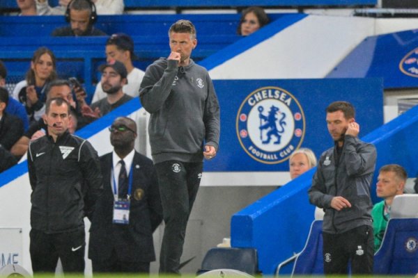 记者：狼队瞻望当天详情爱德华兹出任球队主帅