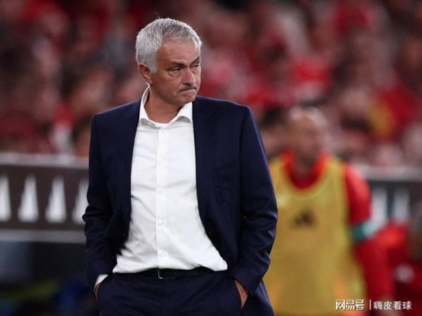 回来了！妥当的穆里尼奥，送出2分后痛斥裁判，两个亚军王人要下课